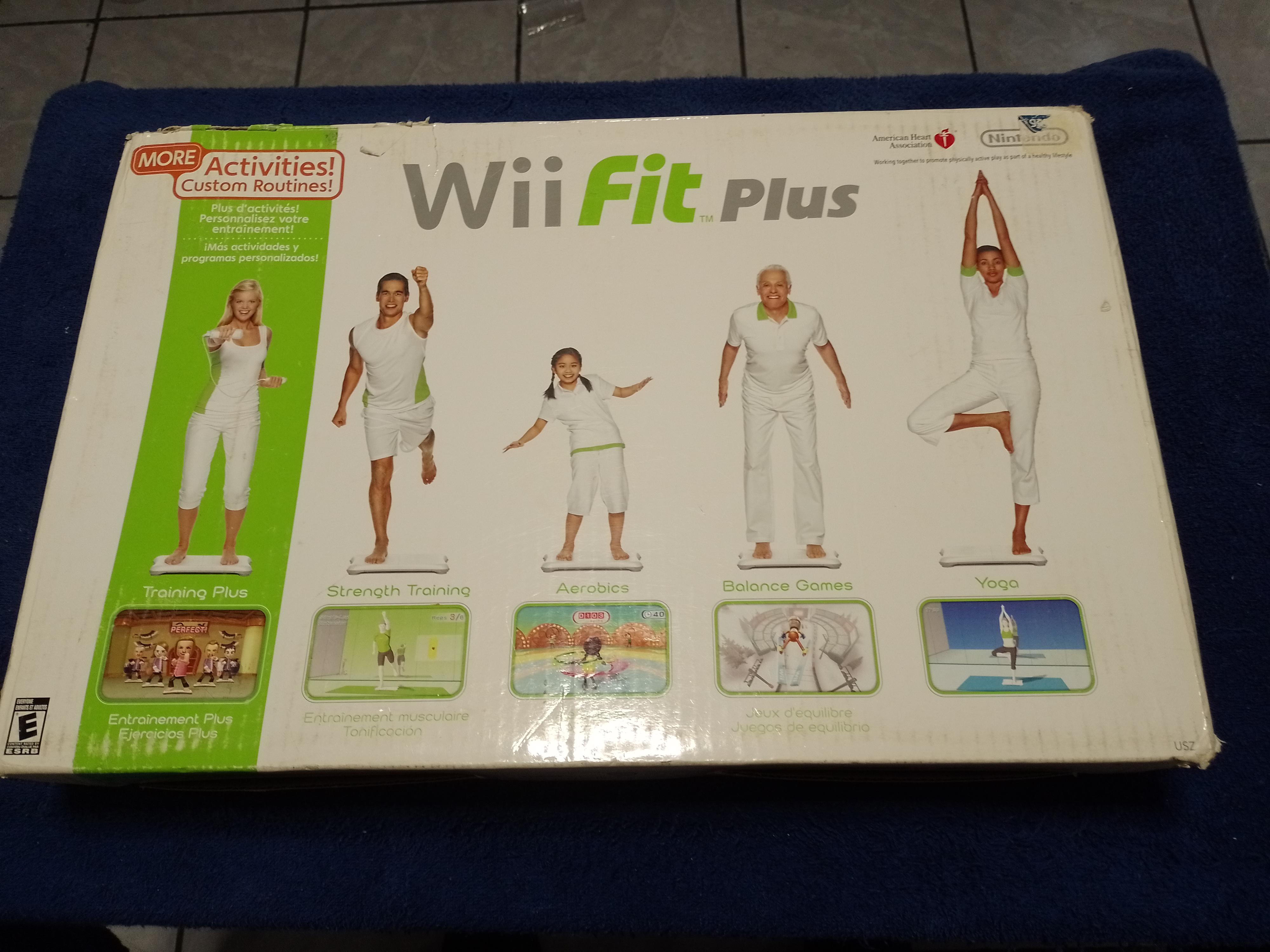 Wii Balance Board + Wii Fit Plus